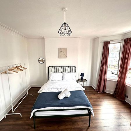 Charming, Renovated Residence In Willesden Green London Luaran gambar